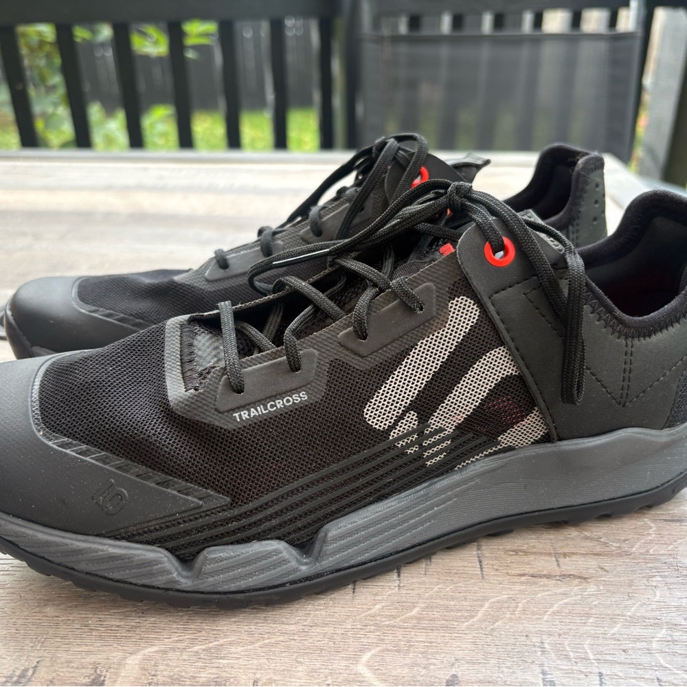 Adidas Five Ten Trailcross Mountain Bike Shoes - women 9.5